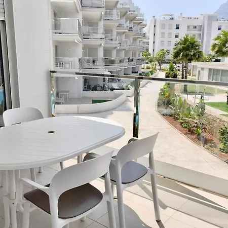 Marina Real 83 By Homeprive Lägenhet